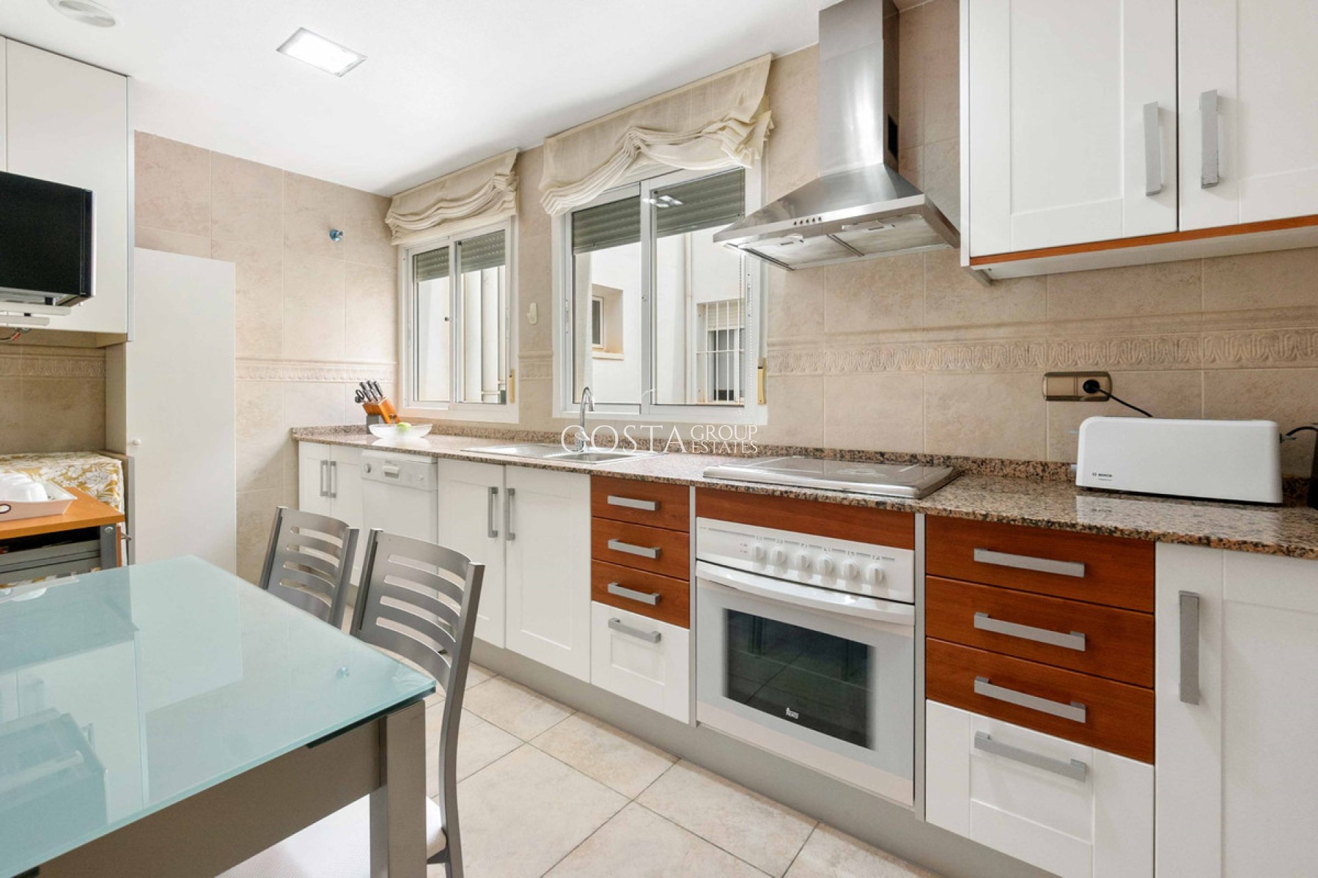 Herverkoop - Apartments -
Torrevieja - Torrevieja Centro