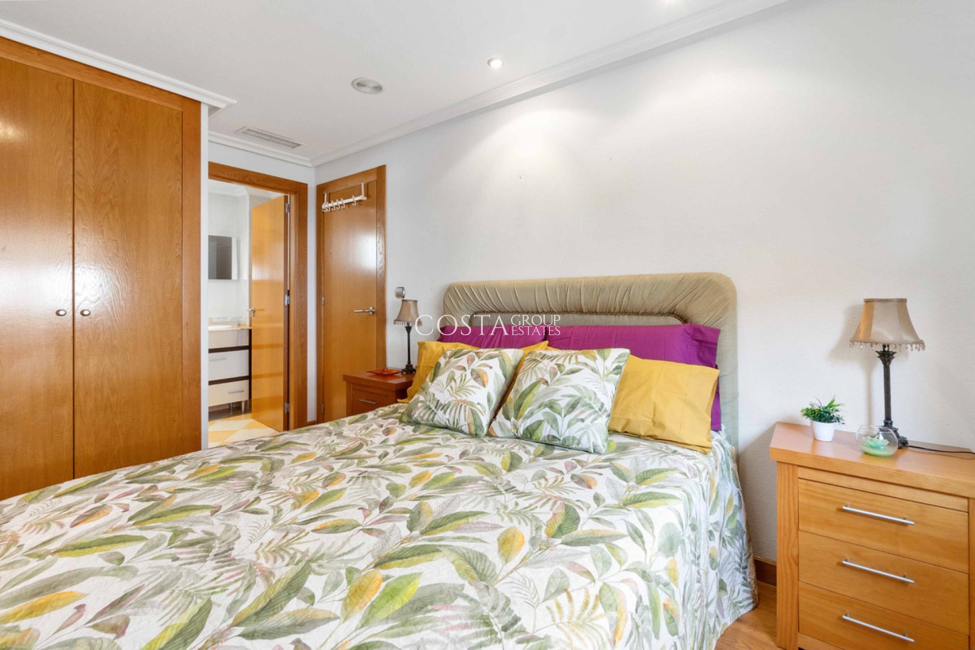 Herverkoop - Apartments -
Torrevieja - Torrevieja Centro