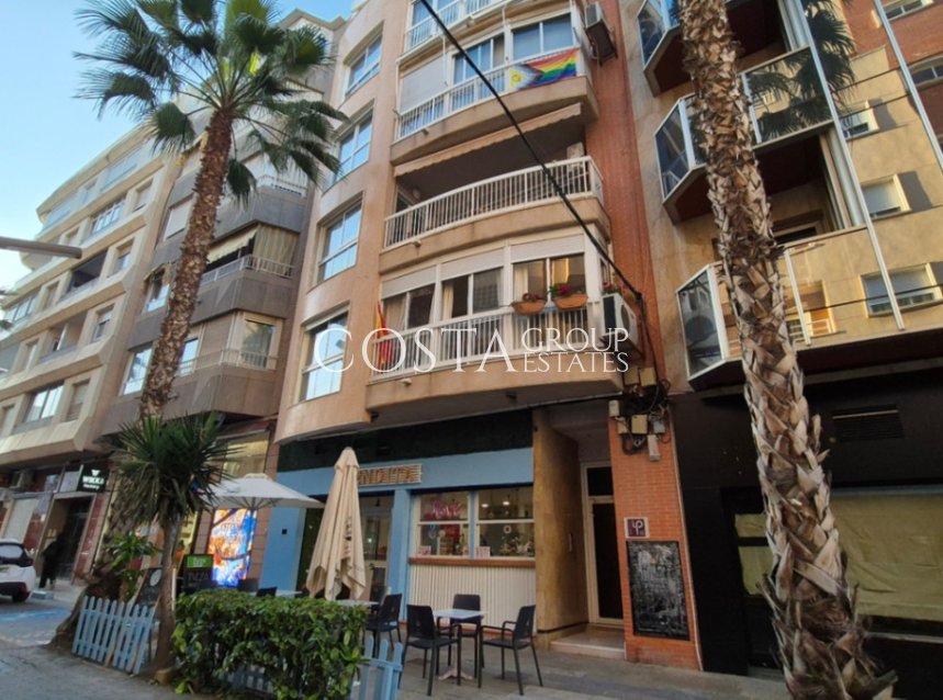 Herverkoop - Apartments -
Torrevieja - Torrevieja Centro