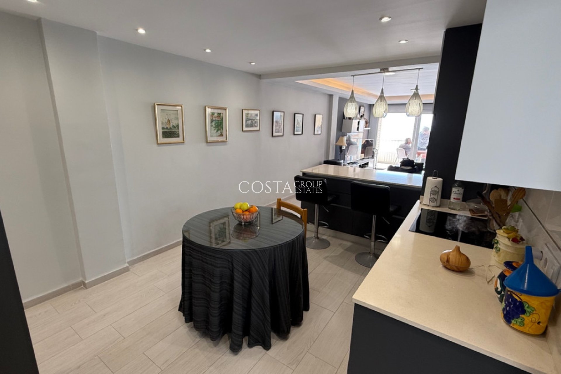 Herverkoop - Apartments -
Torrevieja - Torrevieja Centro