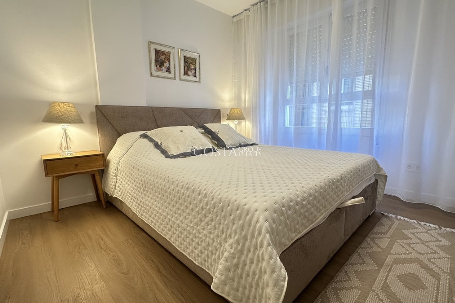 Herverkoop - Apartments -
Torrevieja - Torrevieja Centro
