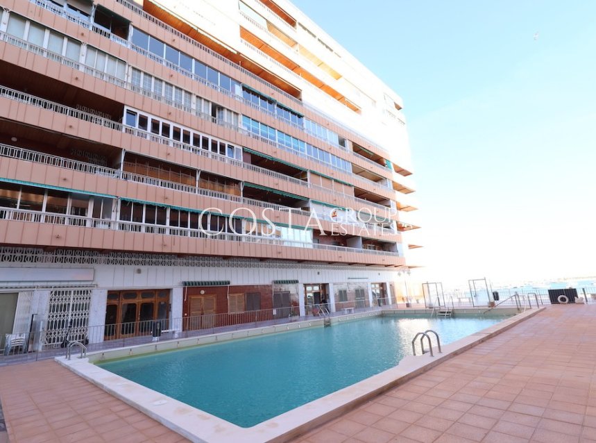 Herverkoop - Apartments -
Torrevieja - Torrevieja Centro