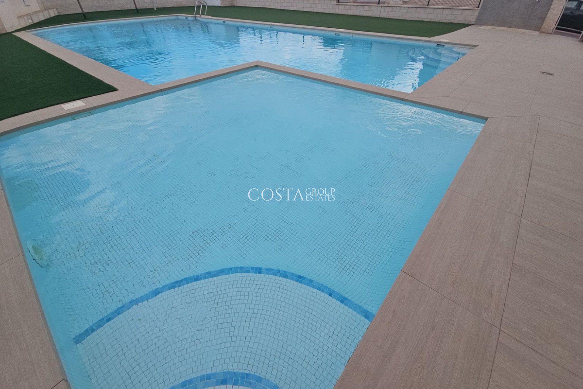 Herverkoop - Apartments -
Torrevieja - Torrevieja Centro