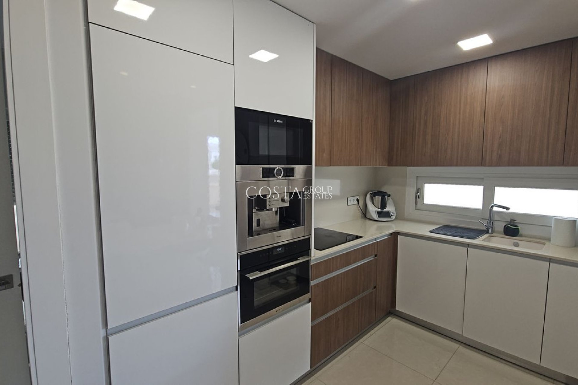 Herverkoop - Apartments -
Torrevieja - Torrevieja Centro