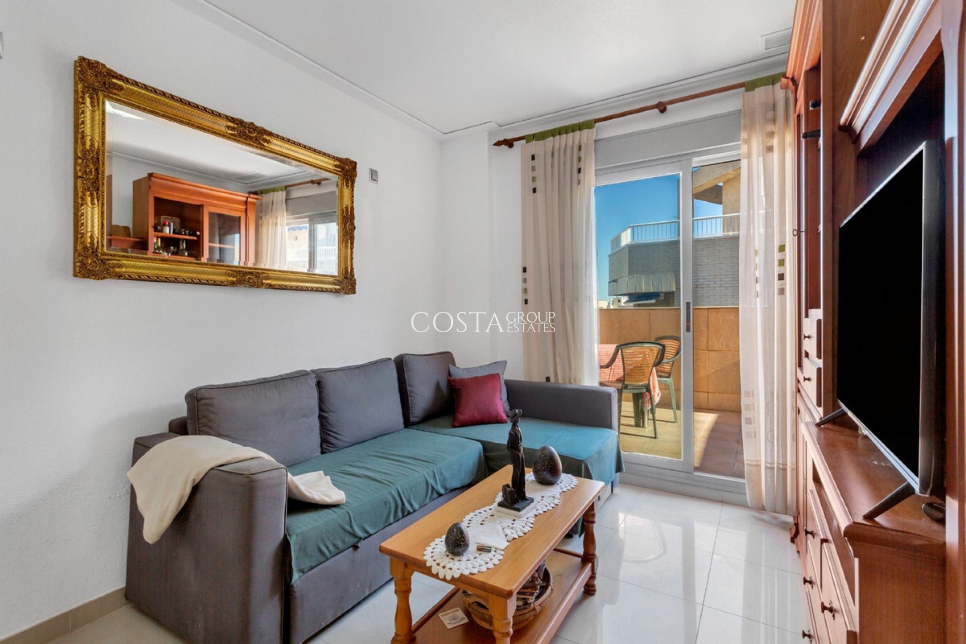 Herverkoop - Apartments -
Torrevieja - Torrevieja Centro