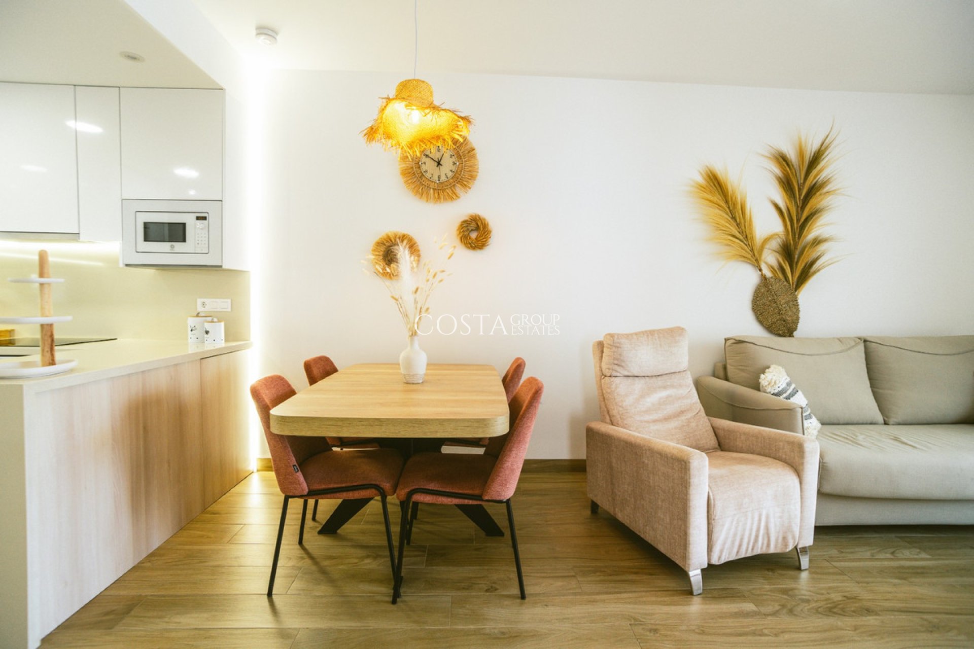 Herverkoop - Apartments -
Torrevieja - Torrevieja Centro