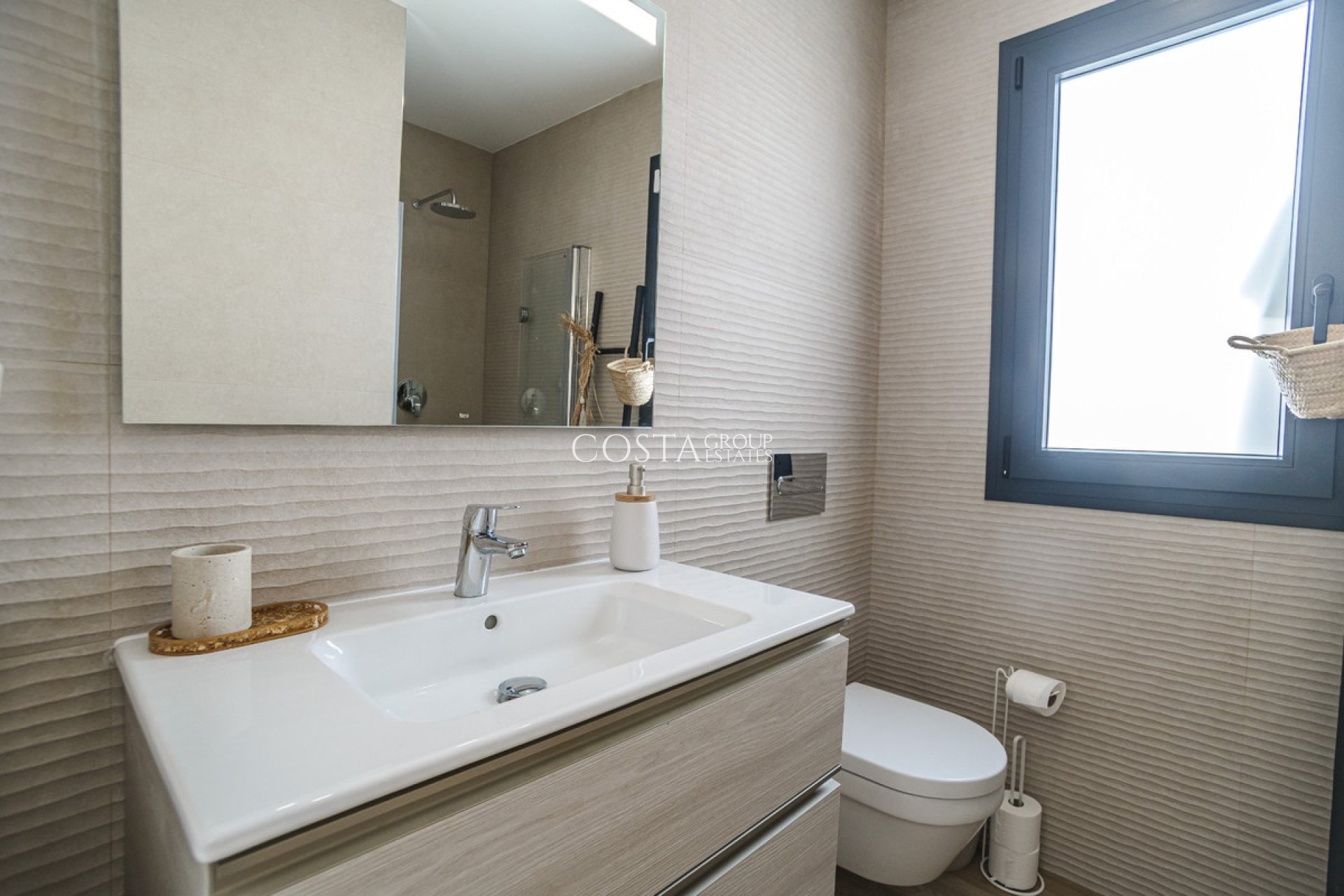 Herverkoop - Apartments -
Torrevieja - Torrevieja Centro