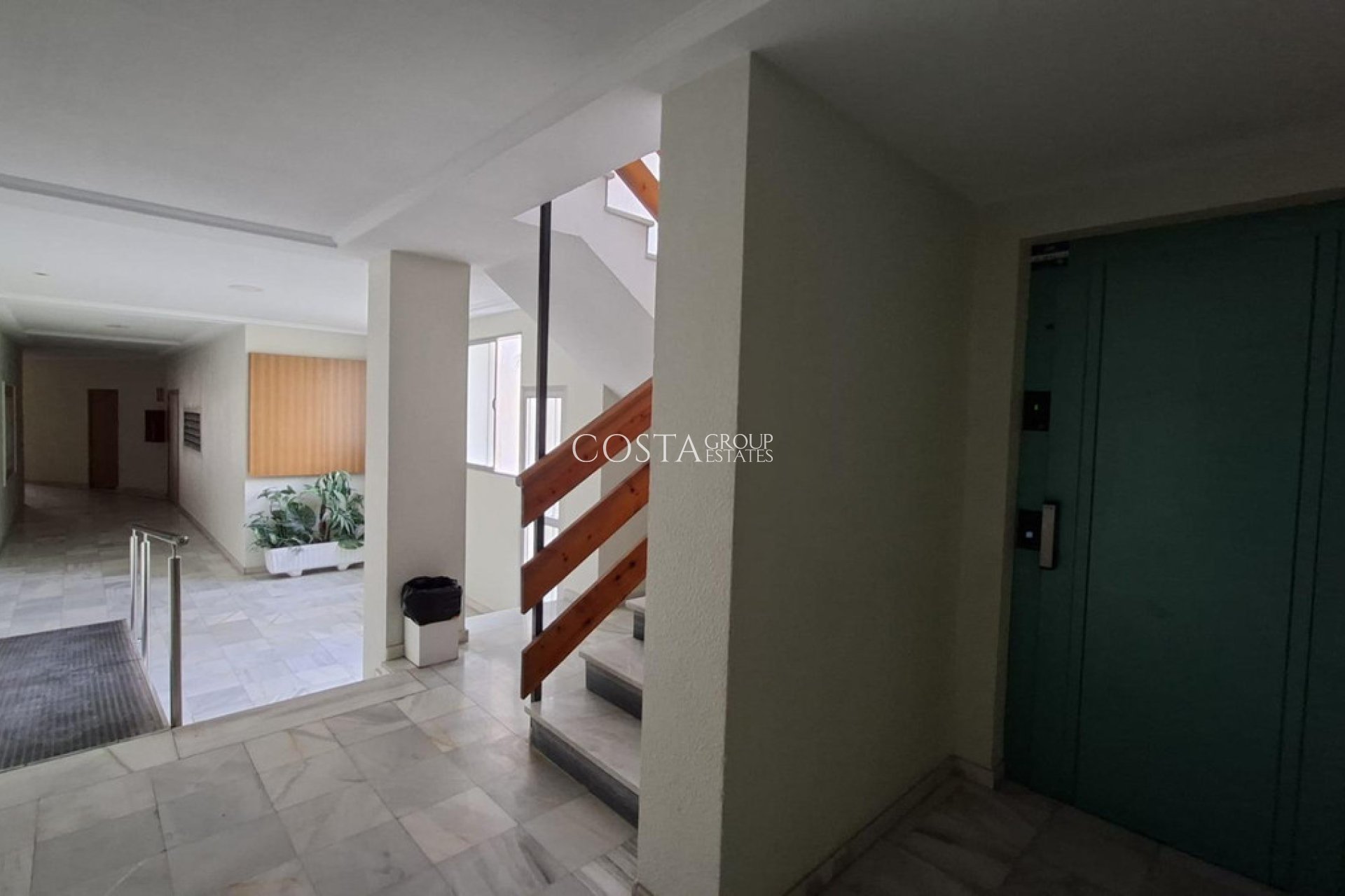 Herverkoop - Apartments -
Torrevieja - Torrevieja Centro