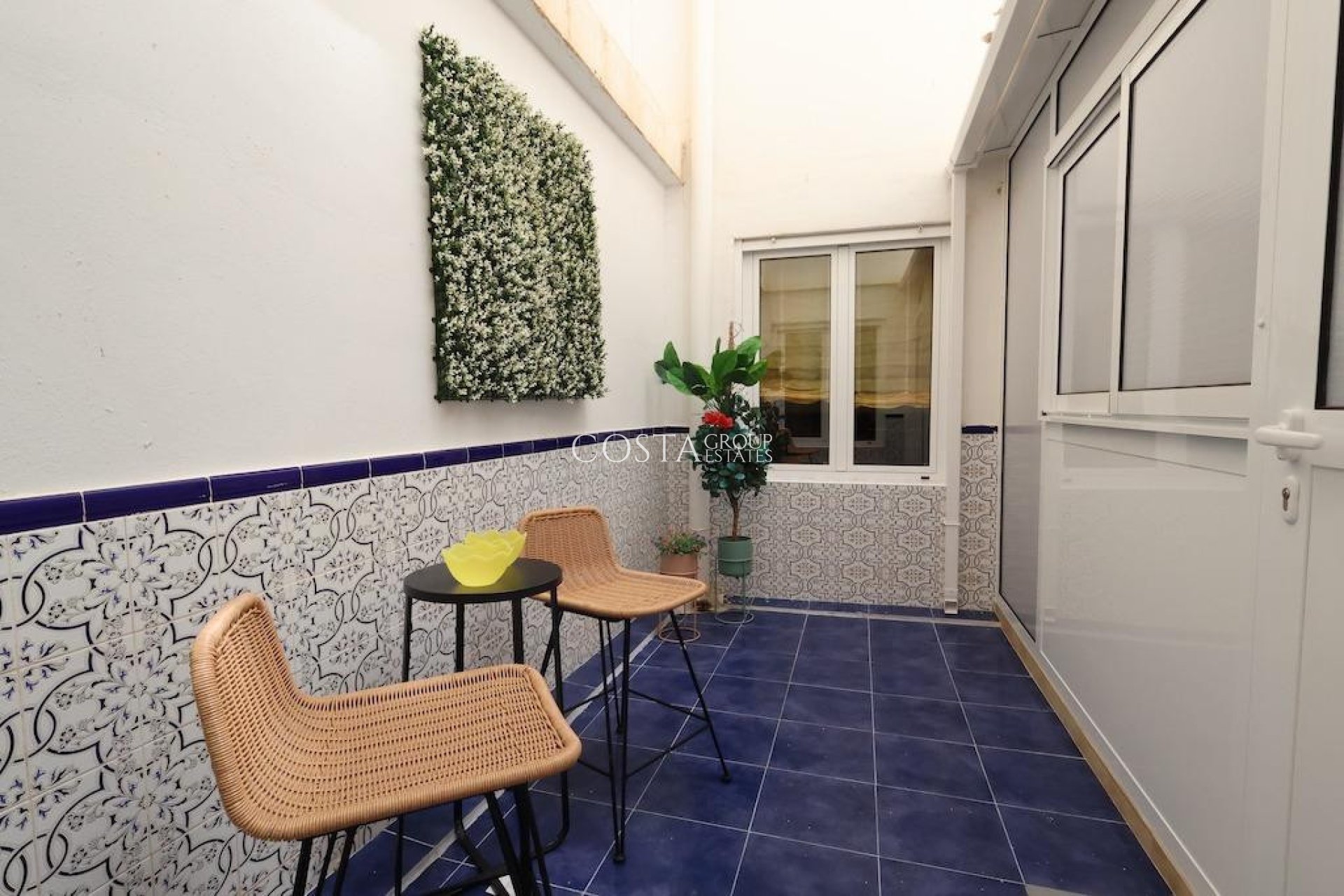 Herverkoop - Apartments -
Torrevieja - Torrevieja Centro