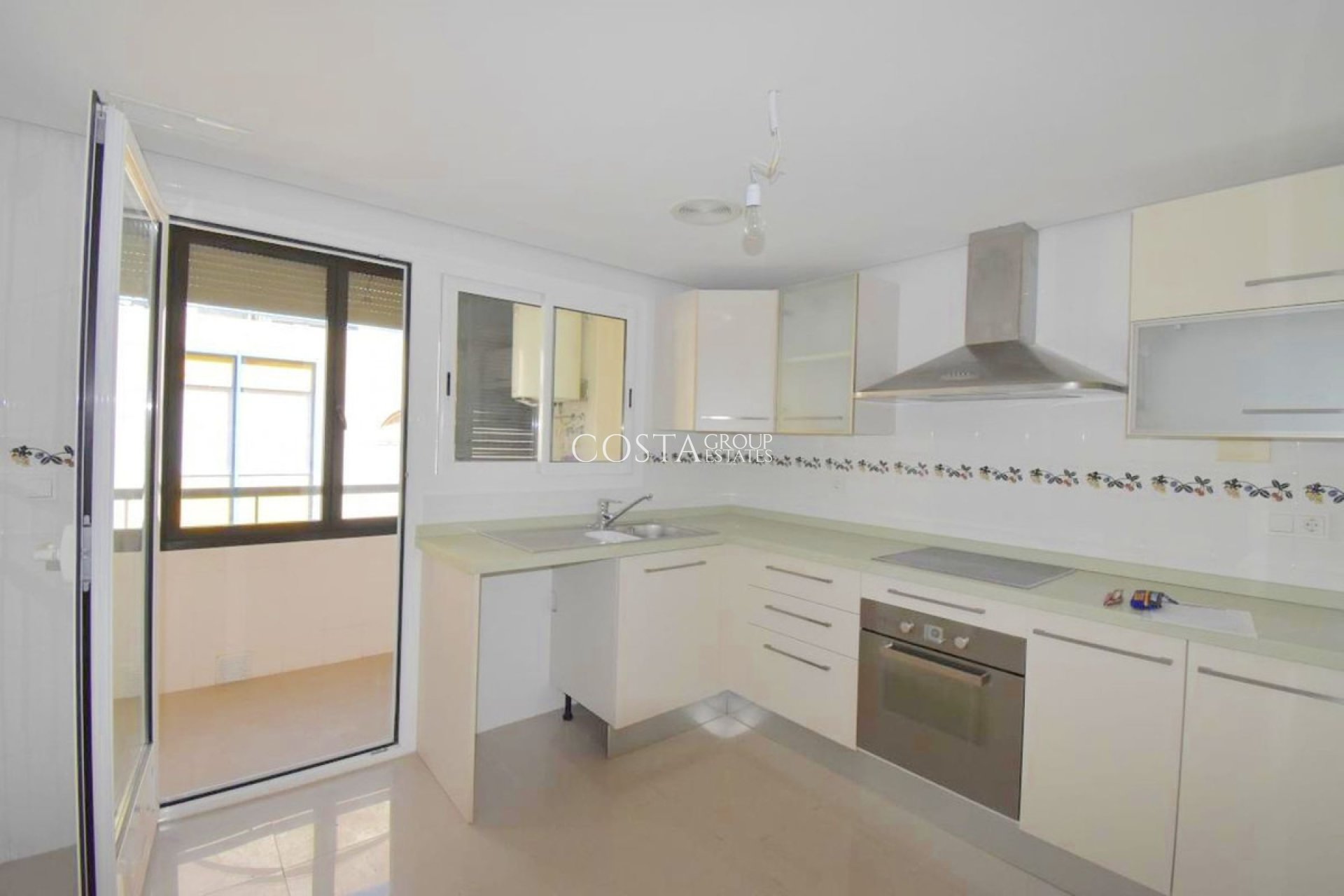Herverkoop - Apartments -
Torrevieja - Torrevieja Centro