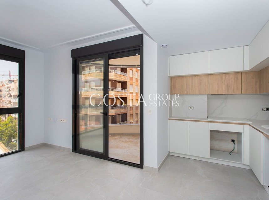 Herverkoop - Apartments -
Torrevieja - Torrevieja Centro
