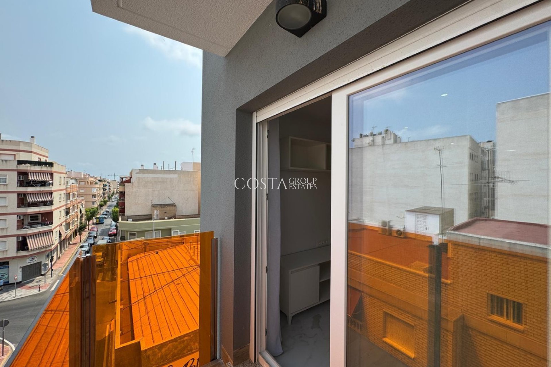 Herverkoop - Apartments -
Torrevieja - Torrevieja Centro