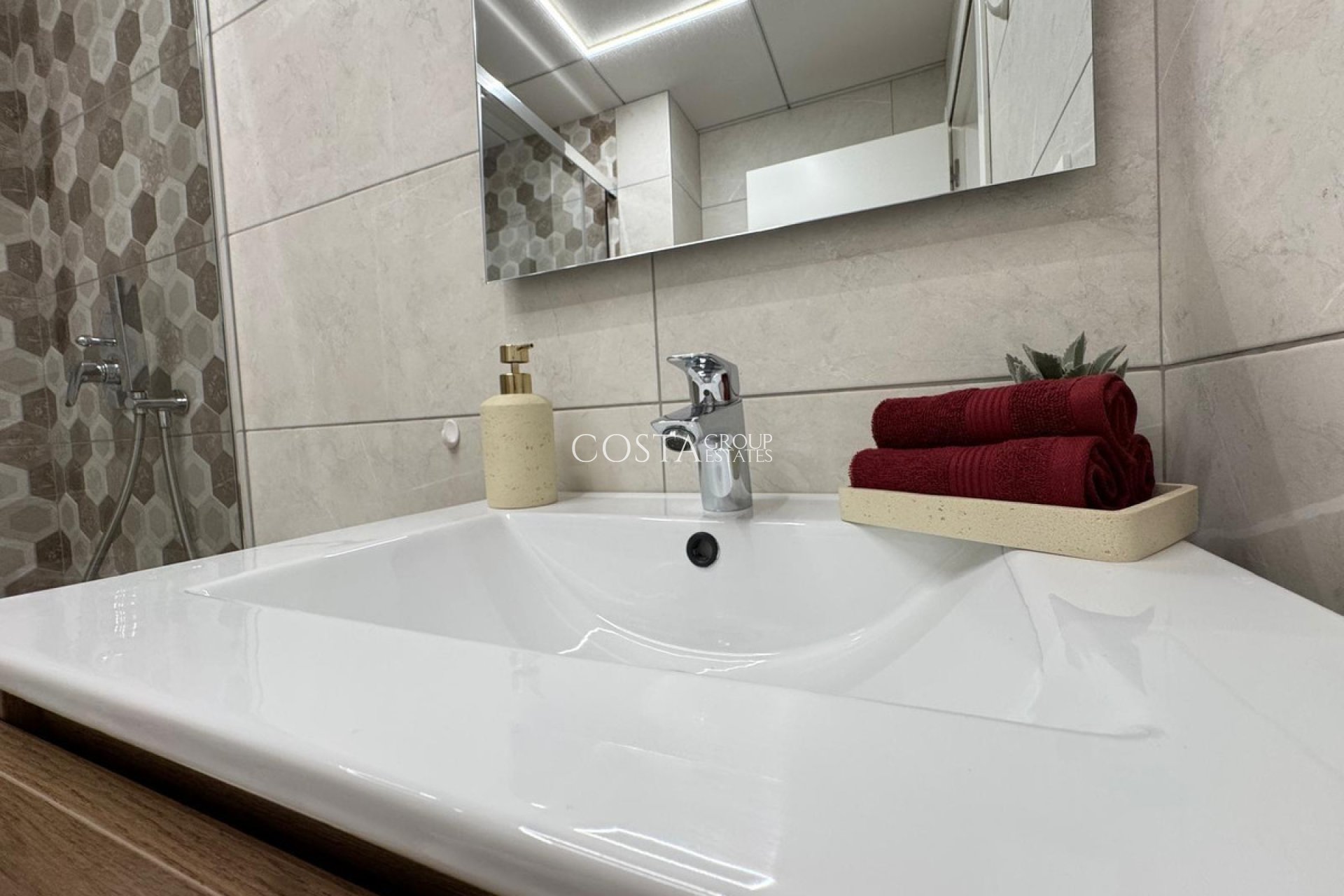 Herverkoop - Apartments -
Torrevieja - Torrevieja Centro