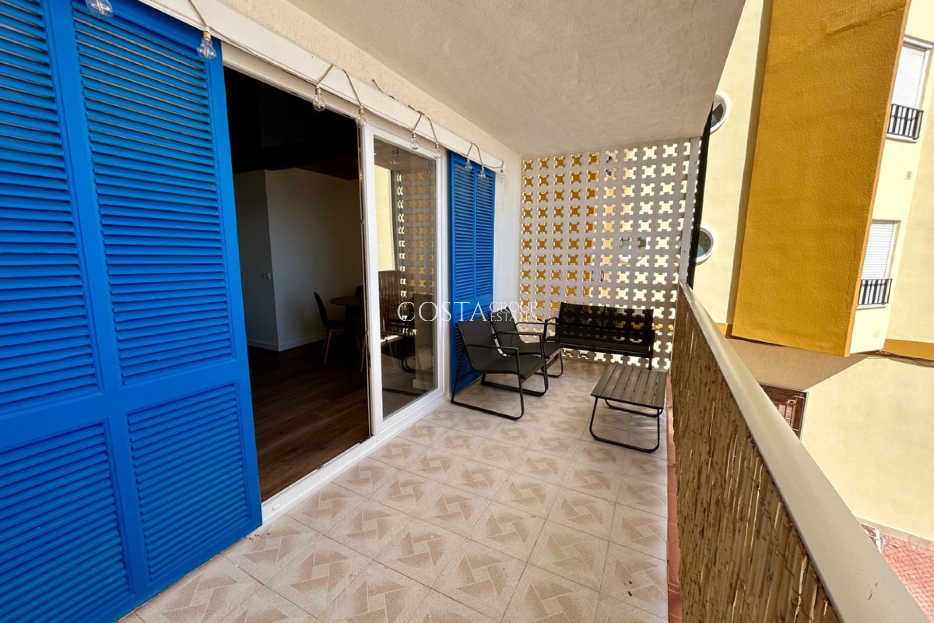 Herverkoop - Apartments -
Torrevieja - Torrevieja Centro