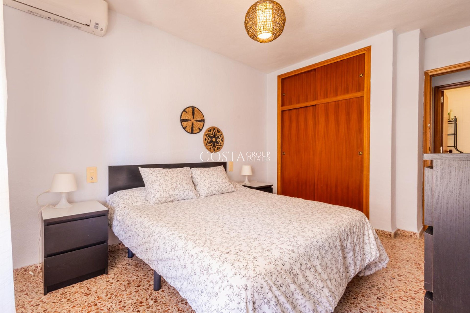 Herverkoop - Apartments -
Torrevieja - Torrevieja Centro