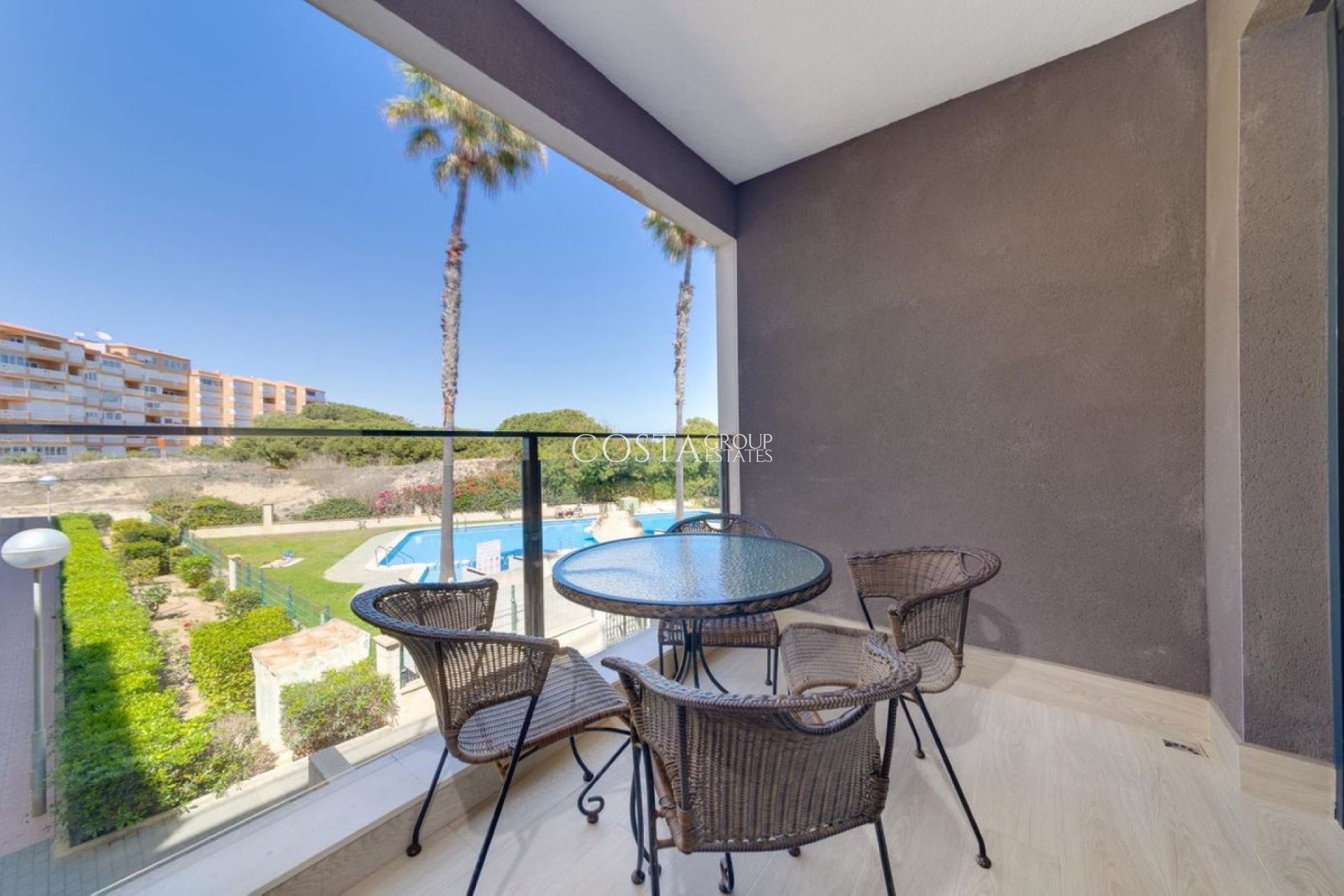 Herverkoop - Apartments -
Torrevieja - Torrevieja Centro