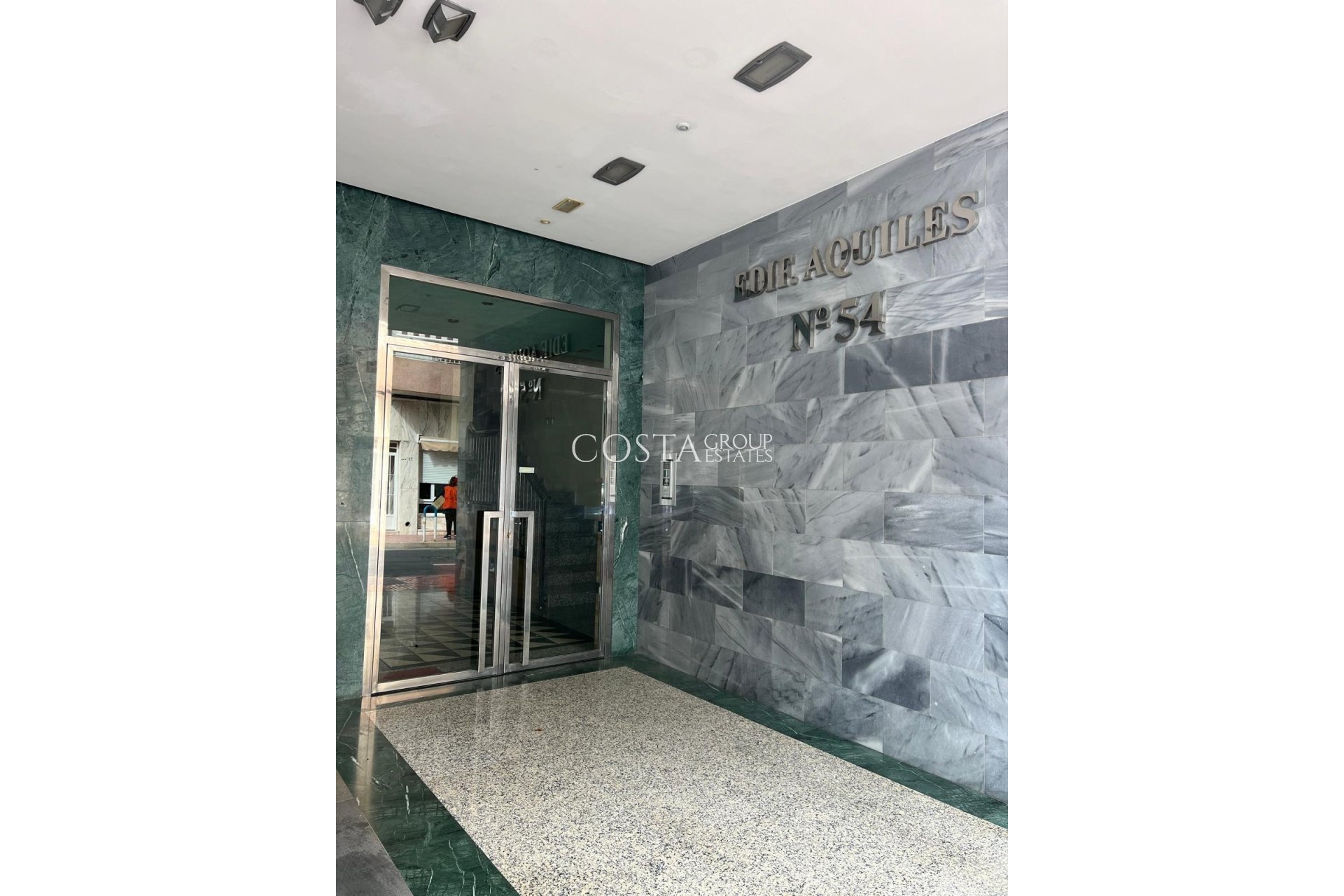 Herverkoop - Apartments -
Torrevieja - Torrevieja Centro