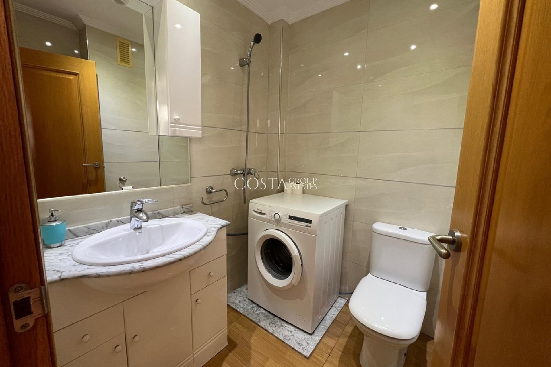 Herverkoop - Apartments -
Torrevieja - Torrevieja Centro