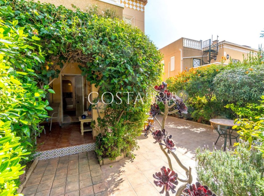 Herverkoop - Apartments -
Torrevieja - Torrevieja Centro