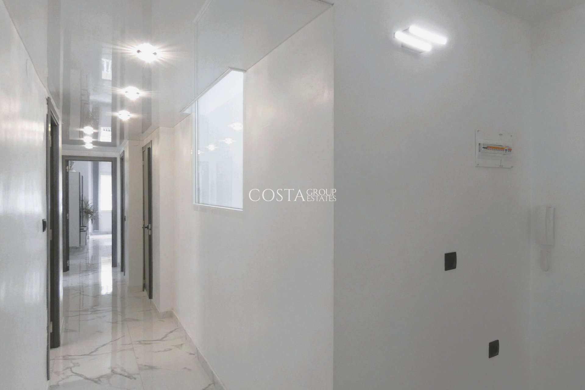 Herverkoop - Apartments -
Torrevieja - Torrevieja Centro