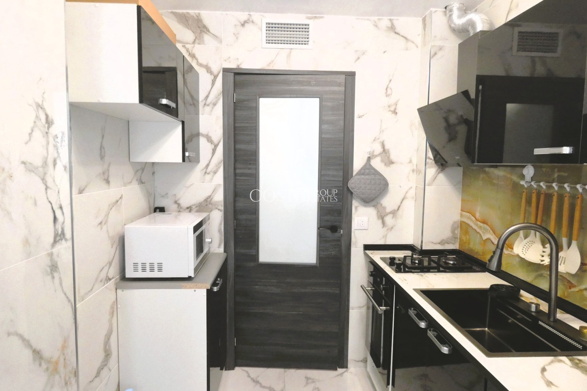 Herverkoop - Apartments -
Torrevieja - Torrevieja Centro