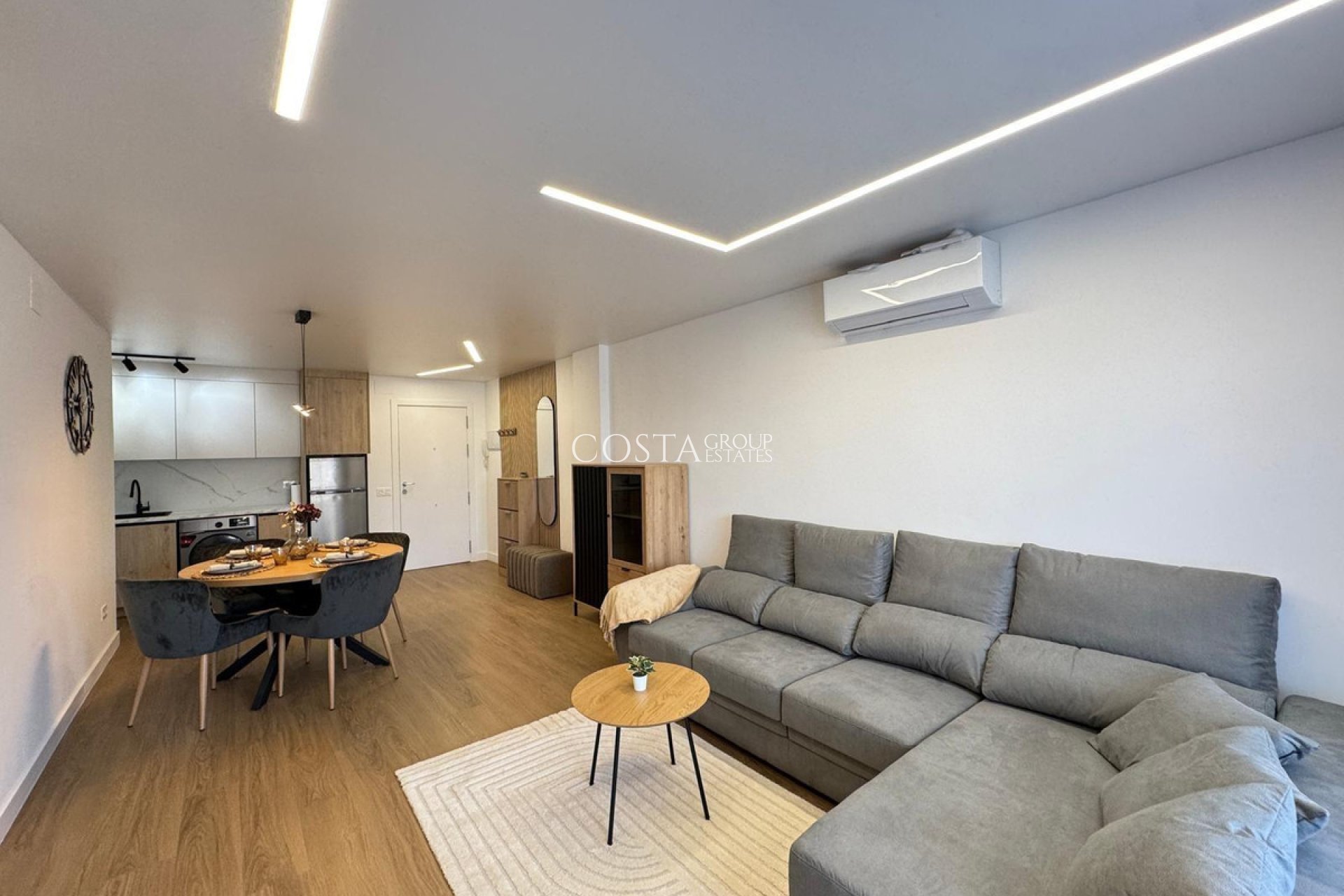 Herverkoop - Apartments -
Torrevieja - Torrevieja Centro