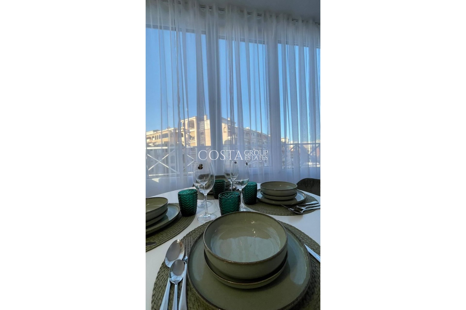 Herverkoop - Apartments -
Torrevieja - Torrevieja Centro