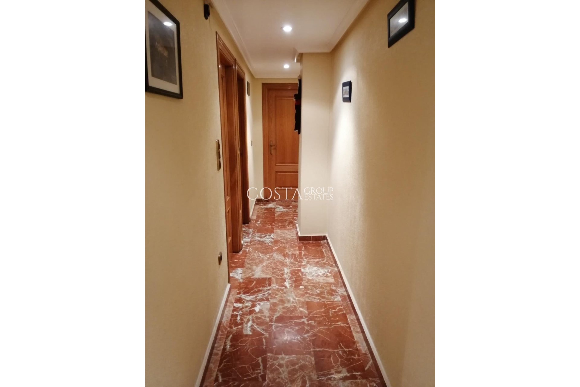 Herverkoop - Apartments -
Torrevieja - Torrevieja Centro