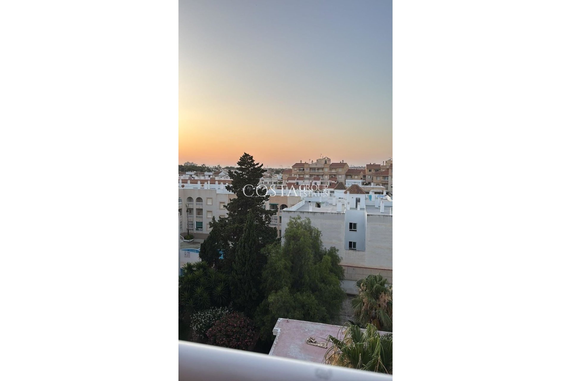 Herverkoop - Apartments -
Torrevieja - Torrevieja Centro