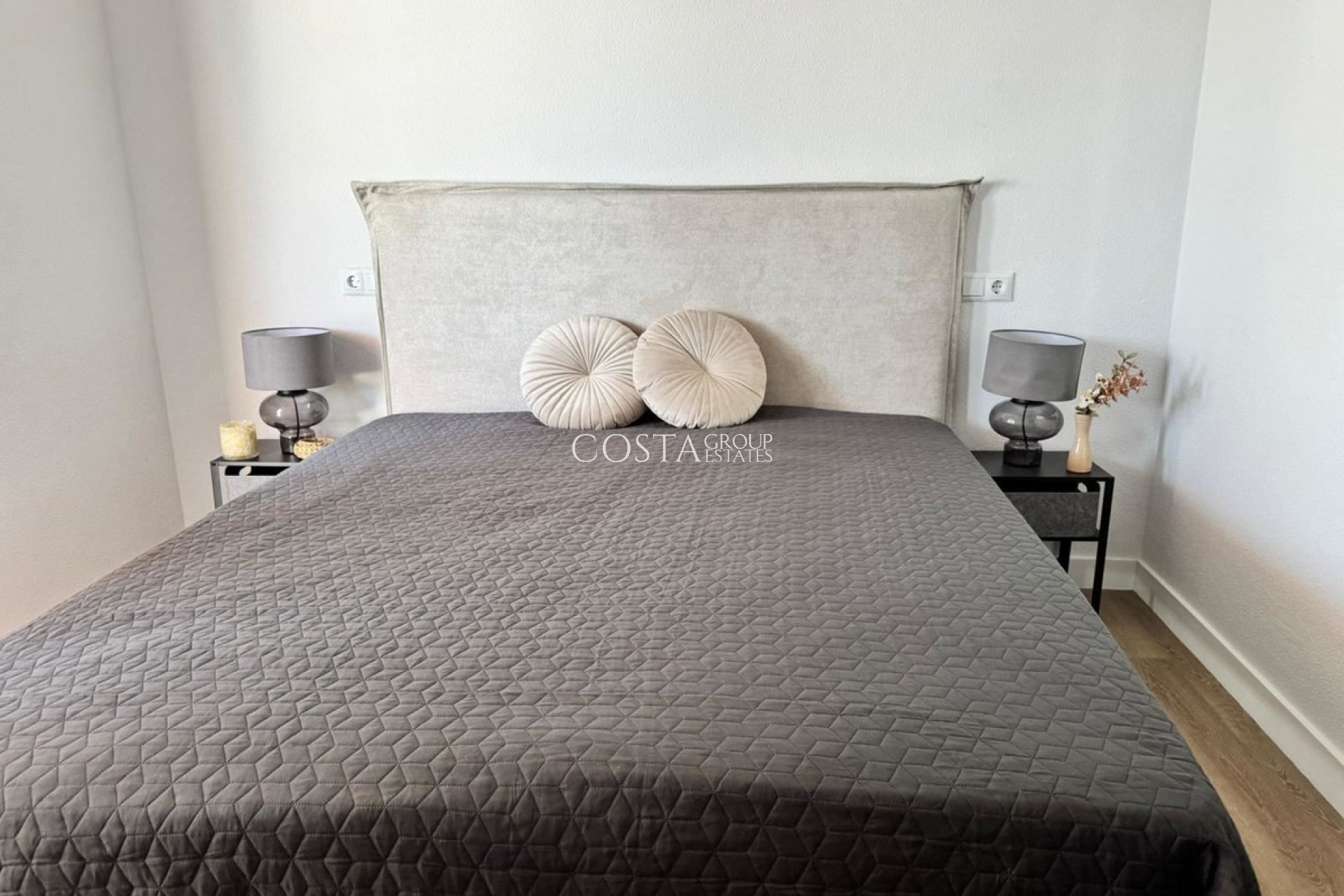 Herverkoop - Apartments -
Torrevieja - Torrevieja Centro