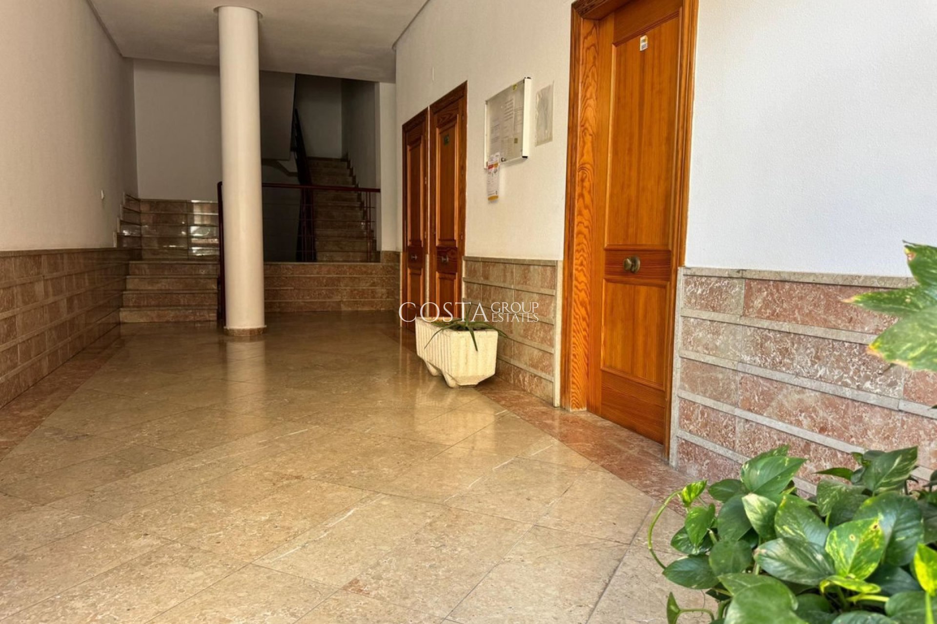 Herverkoop - Apartments -
Torrevieja - Torrevieja Centro