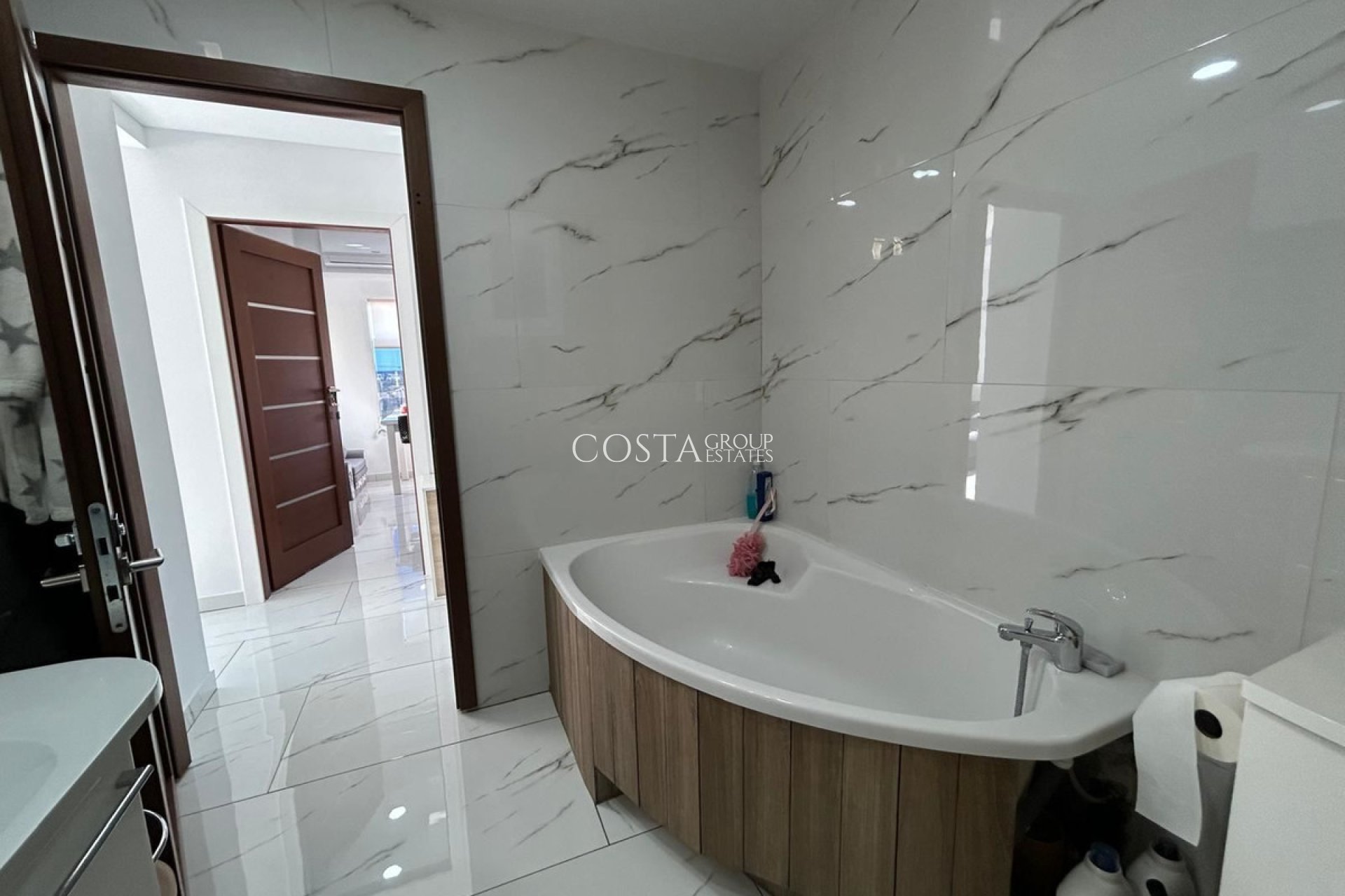 Herverkoop - Apartments -
Torrevieja - Torrevieja Centro