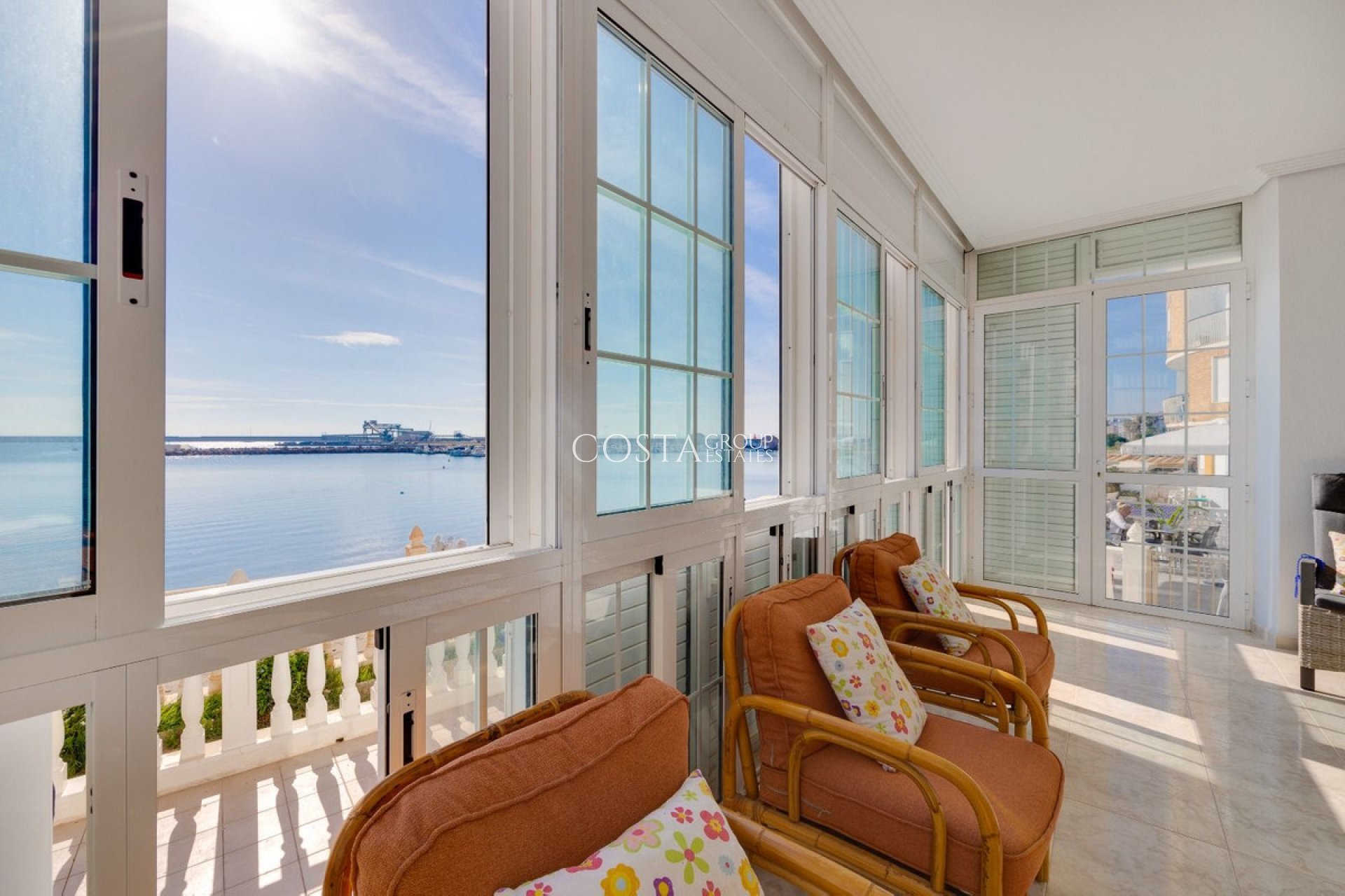 Herverkoop - Apartments -
Torrevieja - Torrevieja Centro