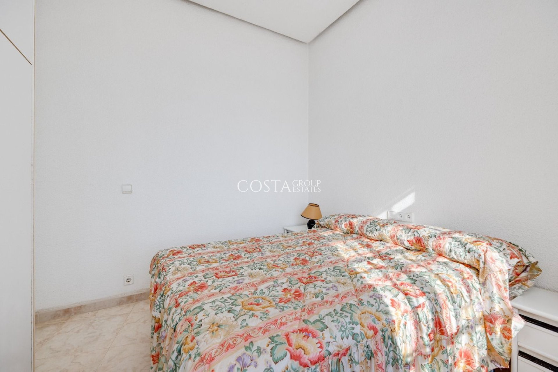 Herverkoop - Apartments -
Torrevieja - Torrevieja Centro