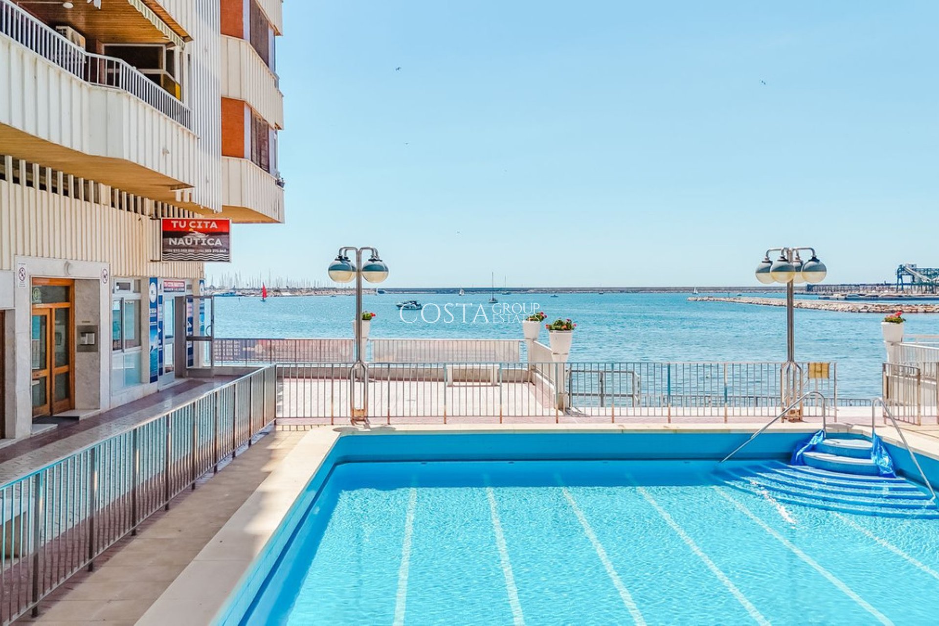 Herverkoop - Apartments -
Torrevieja - Torrevieja Centro