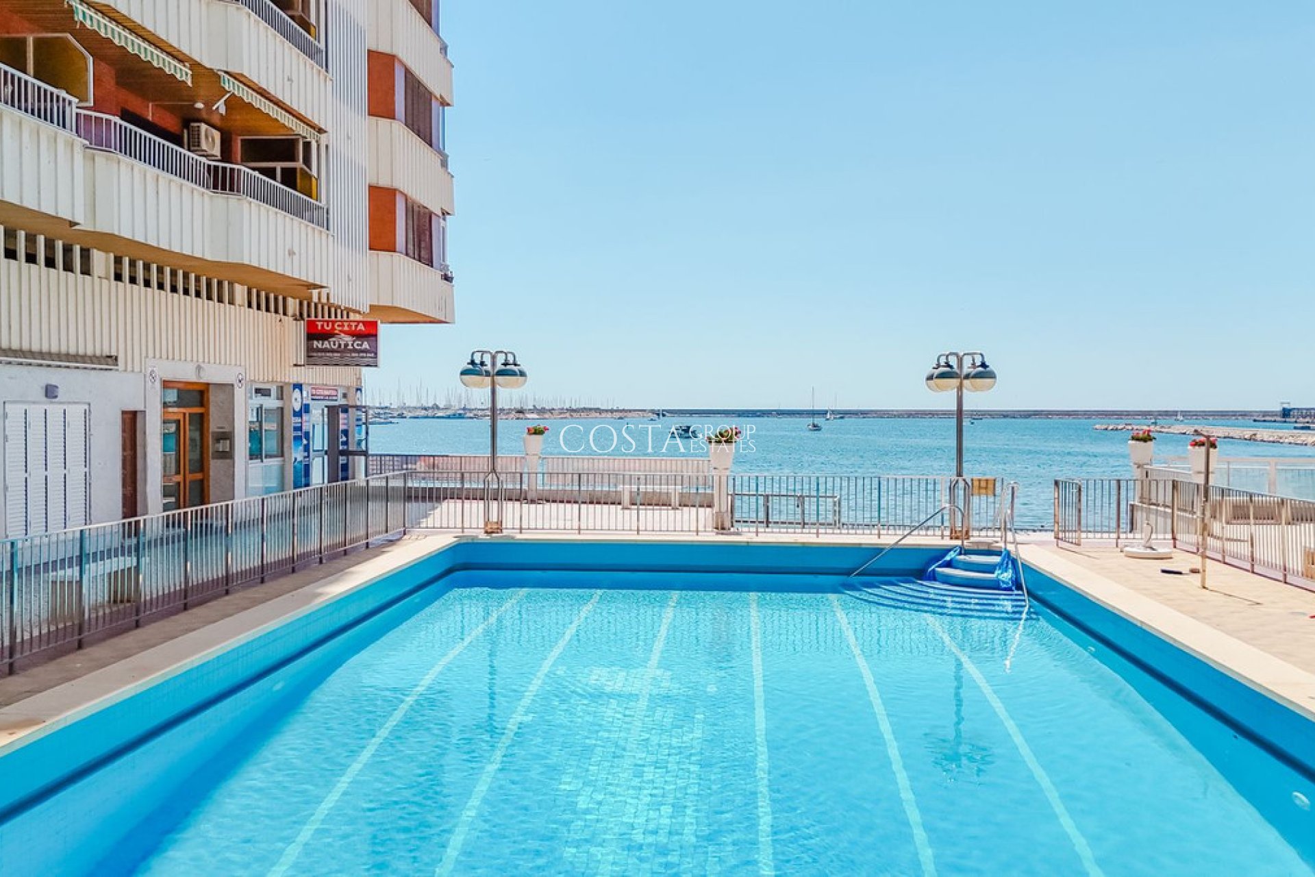 Herverkoop - Apartments -
Torrevieja - Torrevieja Centro