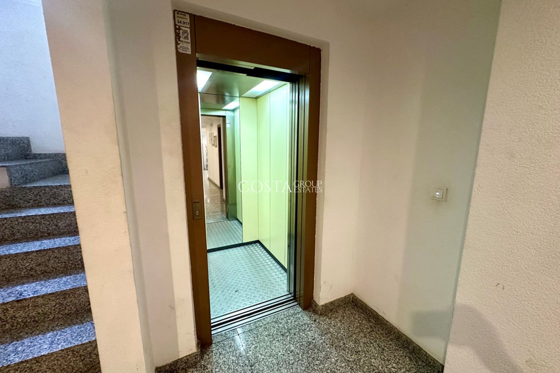 Herverkoop - Apartments -
Torrevieja - Torrevieja Centro