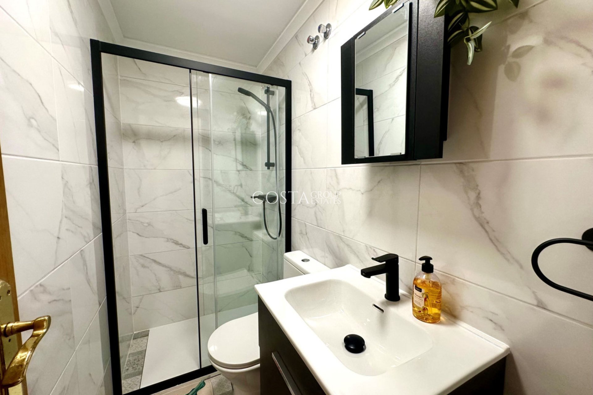 Herverkoop - Apartments -
Torrevieja - Torrevieja Centro