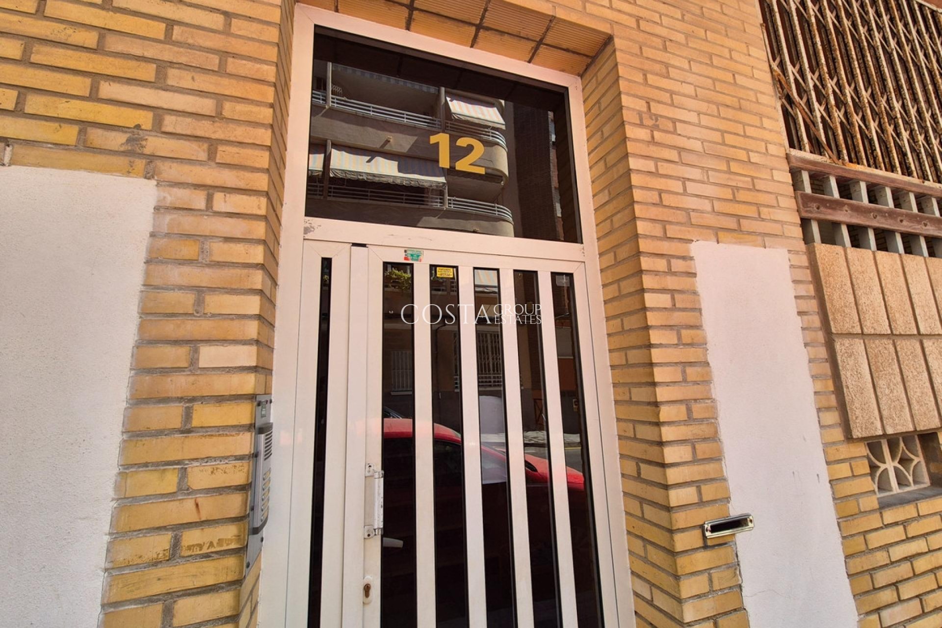 Herverkoop - Apartments -
Torrevieja