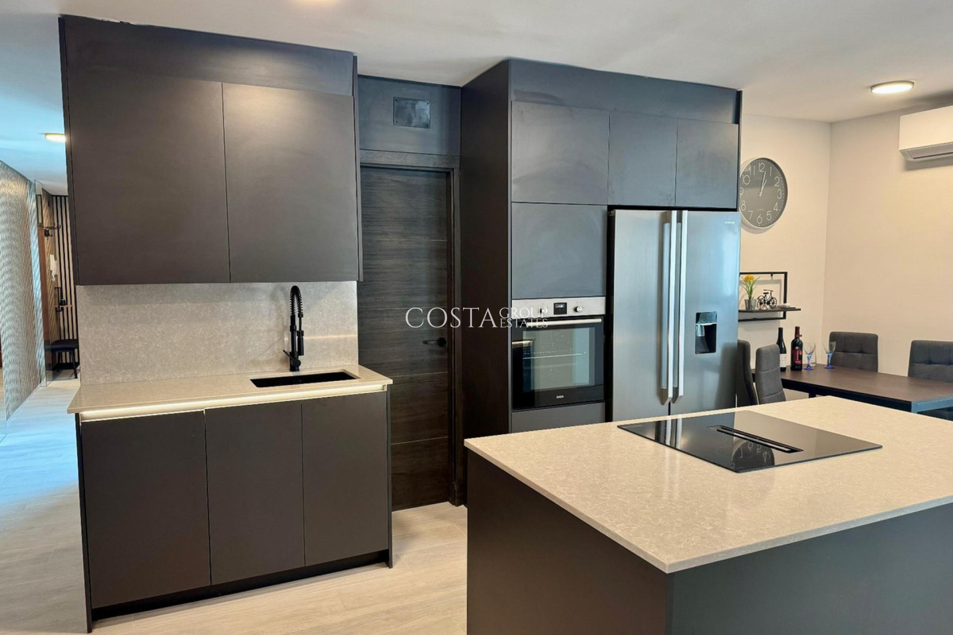 Herverkoop - Apartments -
Torrevieja