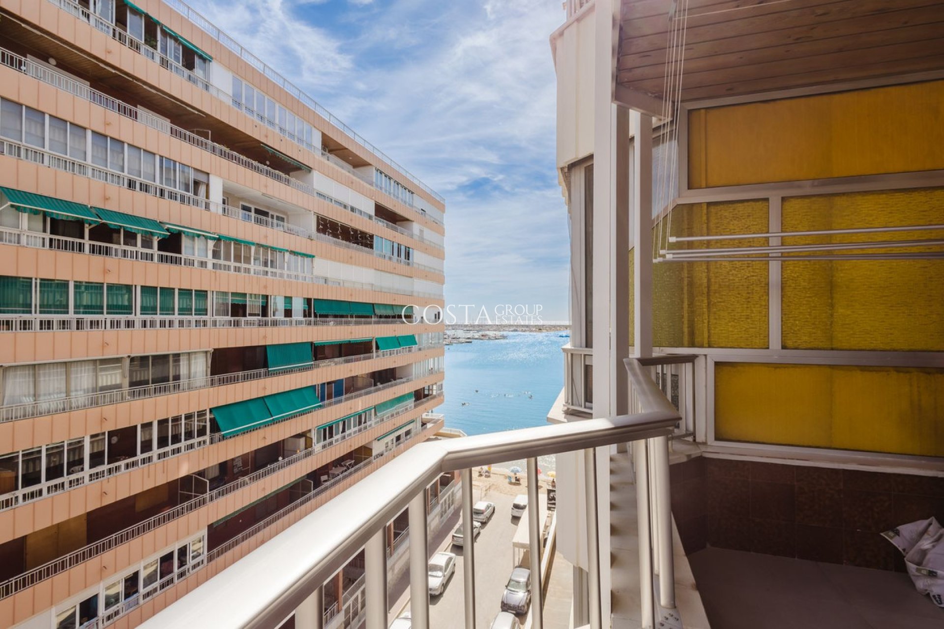 Herverkoop - Apartments -
Torrevieja