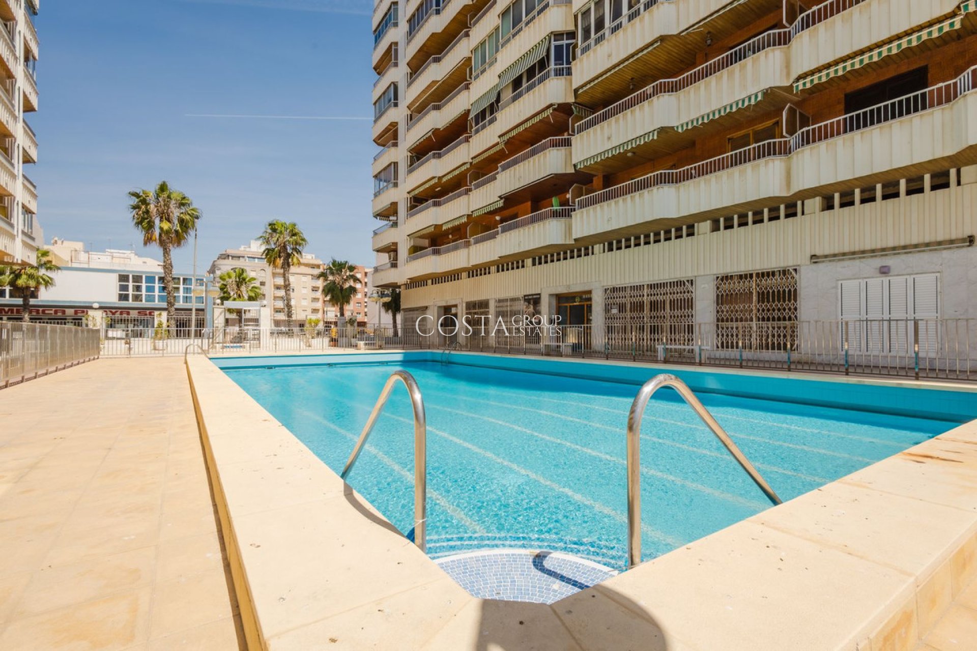 Herverkoop - Apartments -
Torrevieja