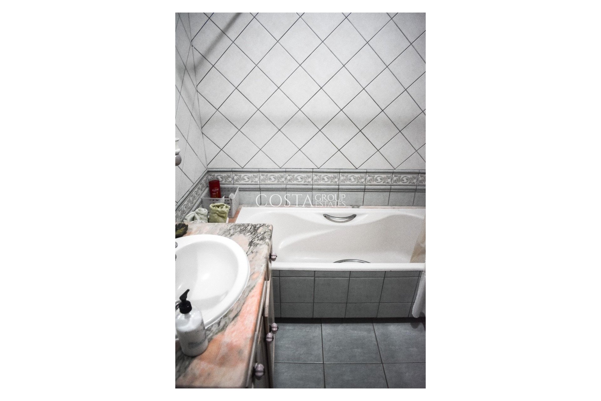 Herverkoop - Apartments -
Torrevieja