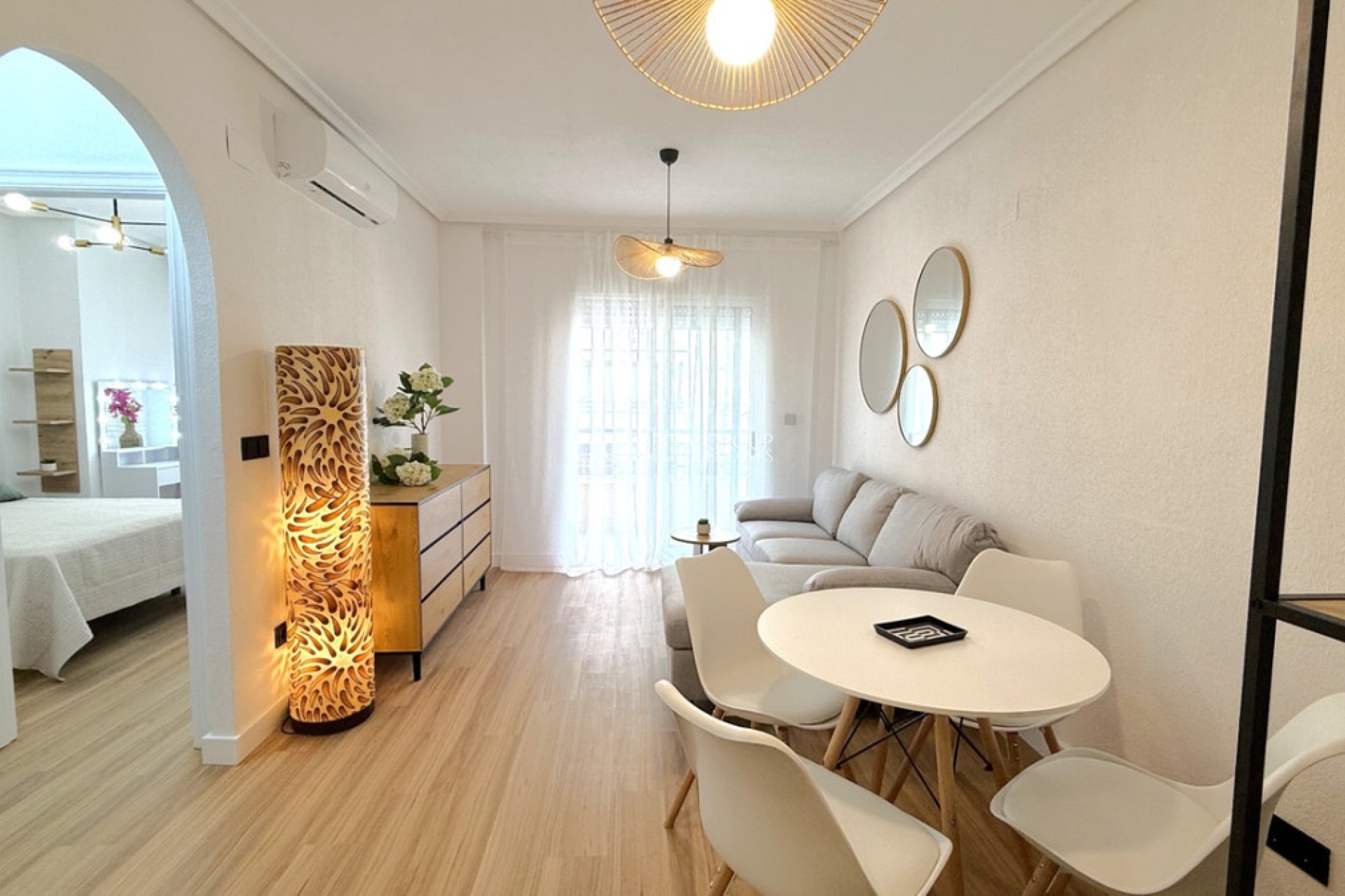 Herverkoop - Apartments -
Torrevieja