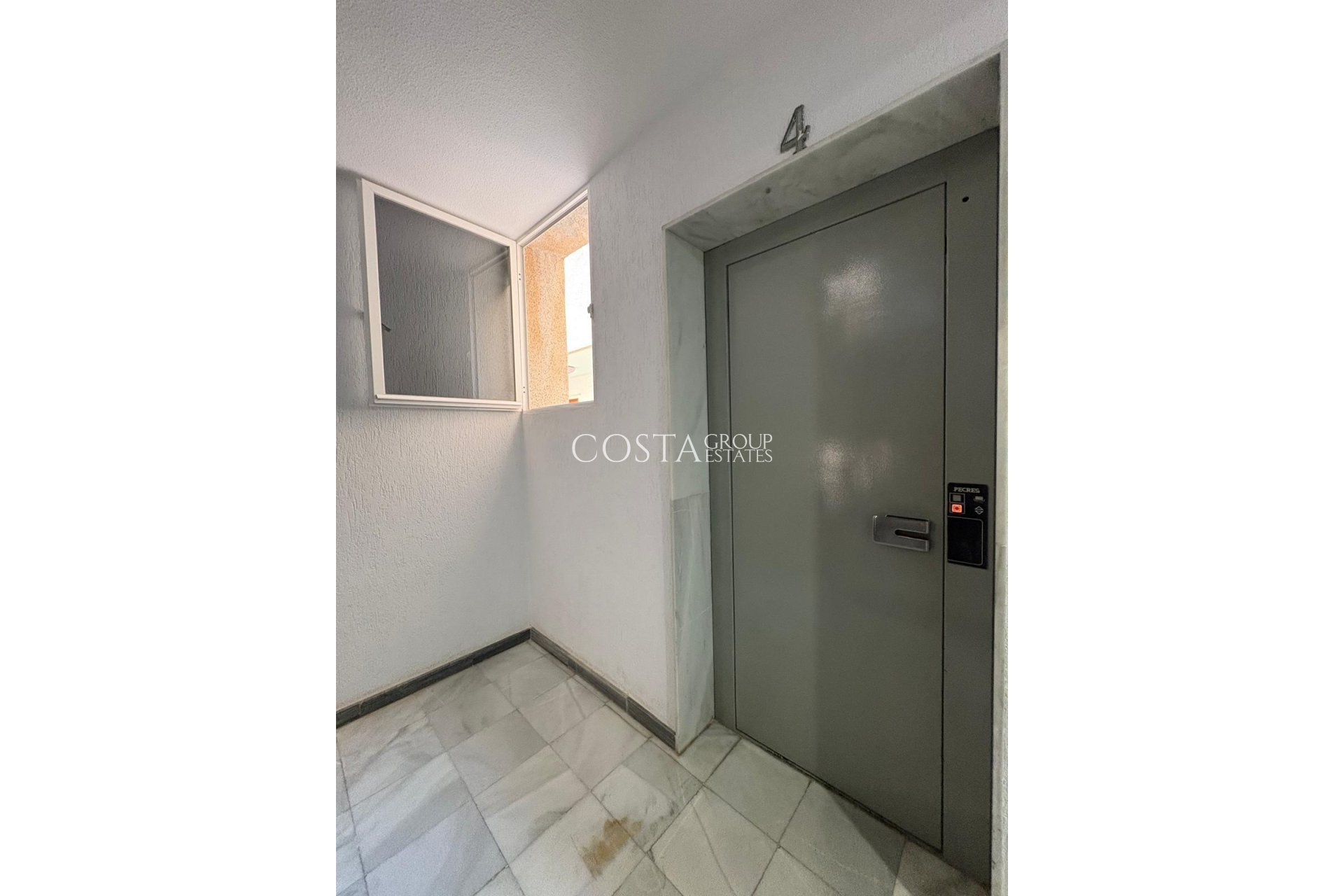 Herverkoop - Apartments -
Torrevieja