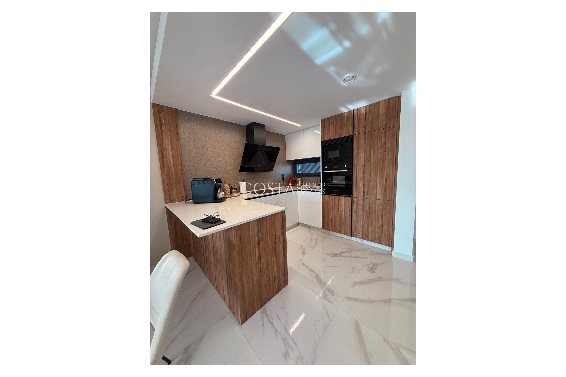 Herverkoop - Apartments -
Urbanización El Raso