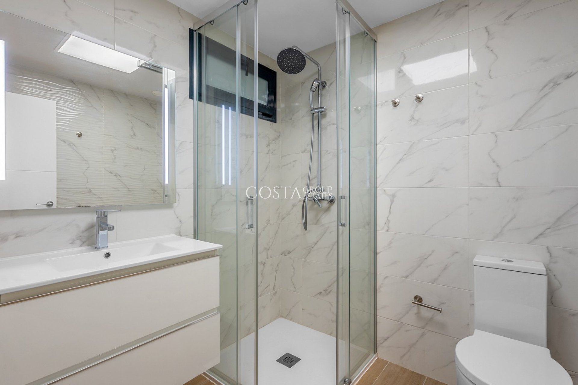 Herverkoop - Apartments -
Villamartín - Lomas del Golf