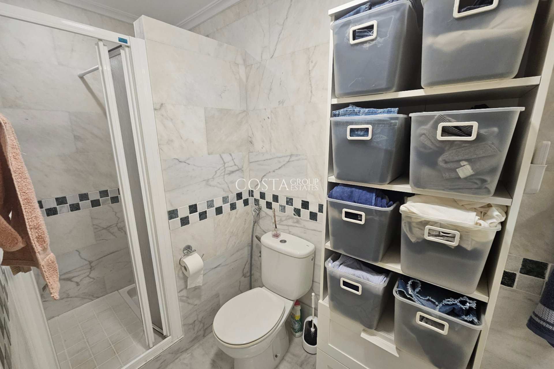 Herverkoop - Apartments -
Villamartín - PAU 8