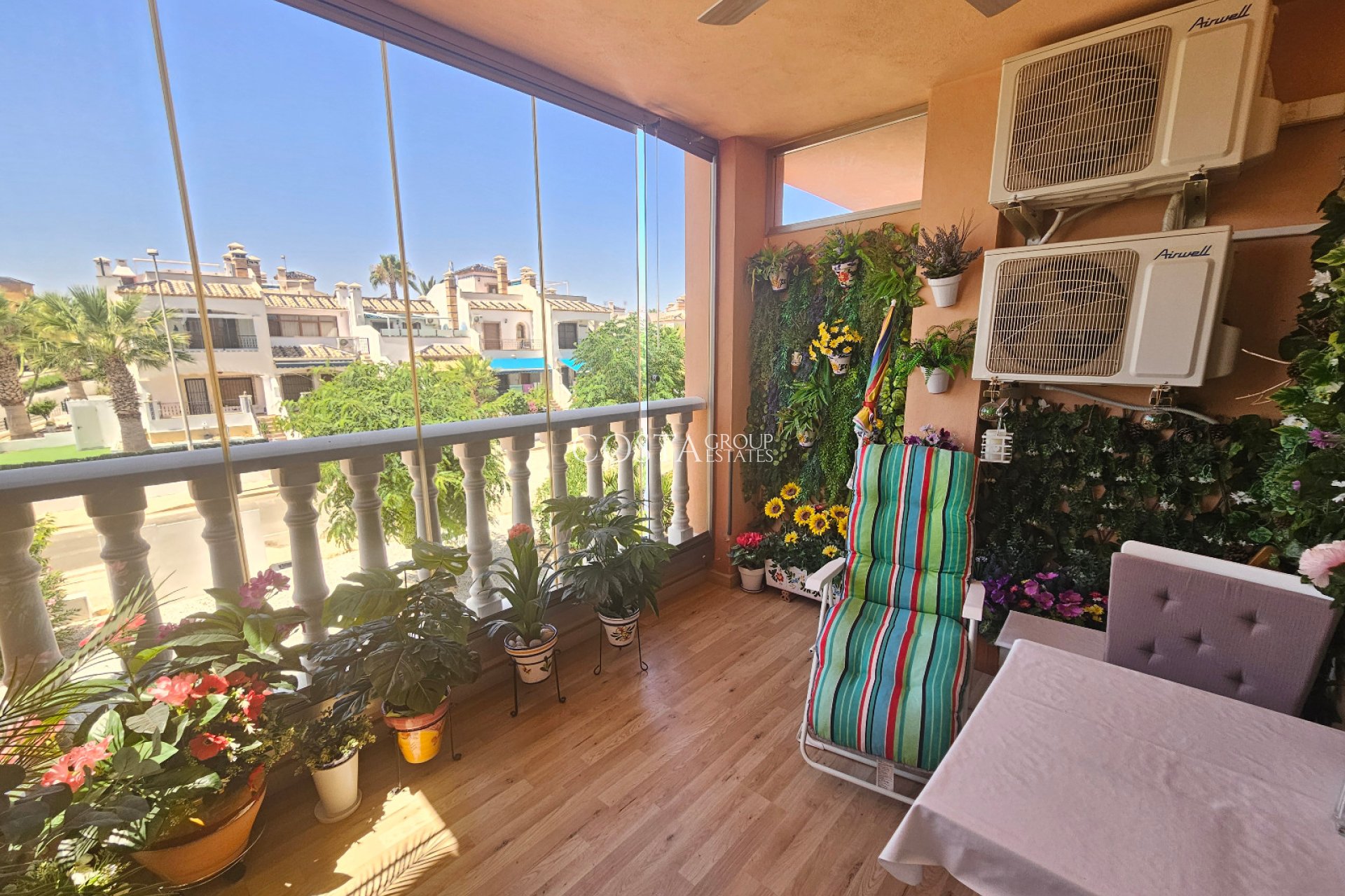 Herverkoop - Apartments -
Villamartín