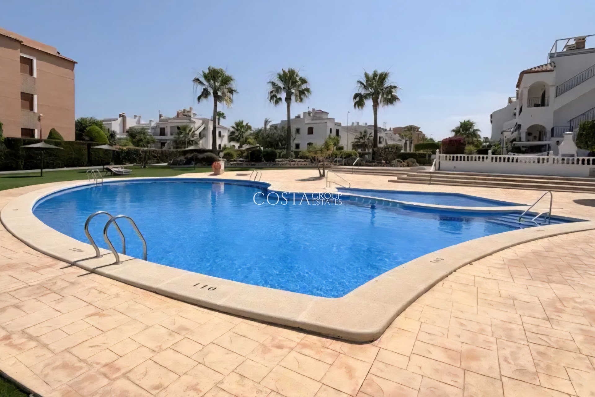 Herverkoop - Apartments -
Villamartín